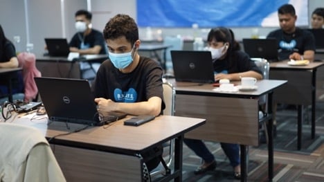 Pelatihan bagi penyandang disabilitas di program PermataBRAVE