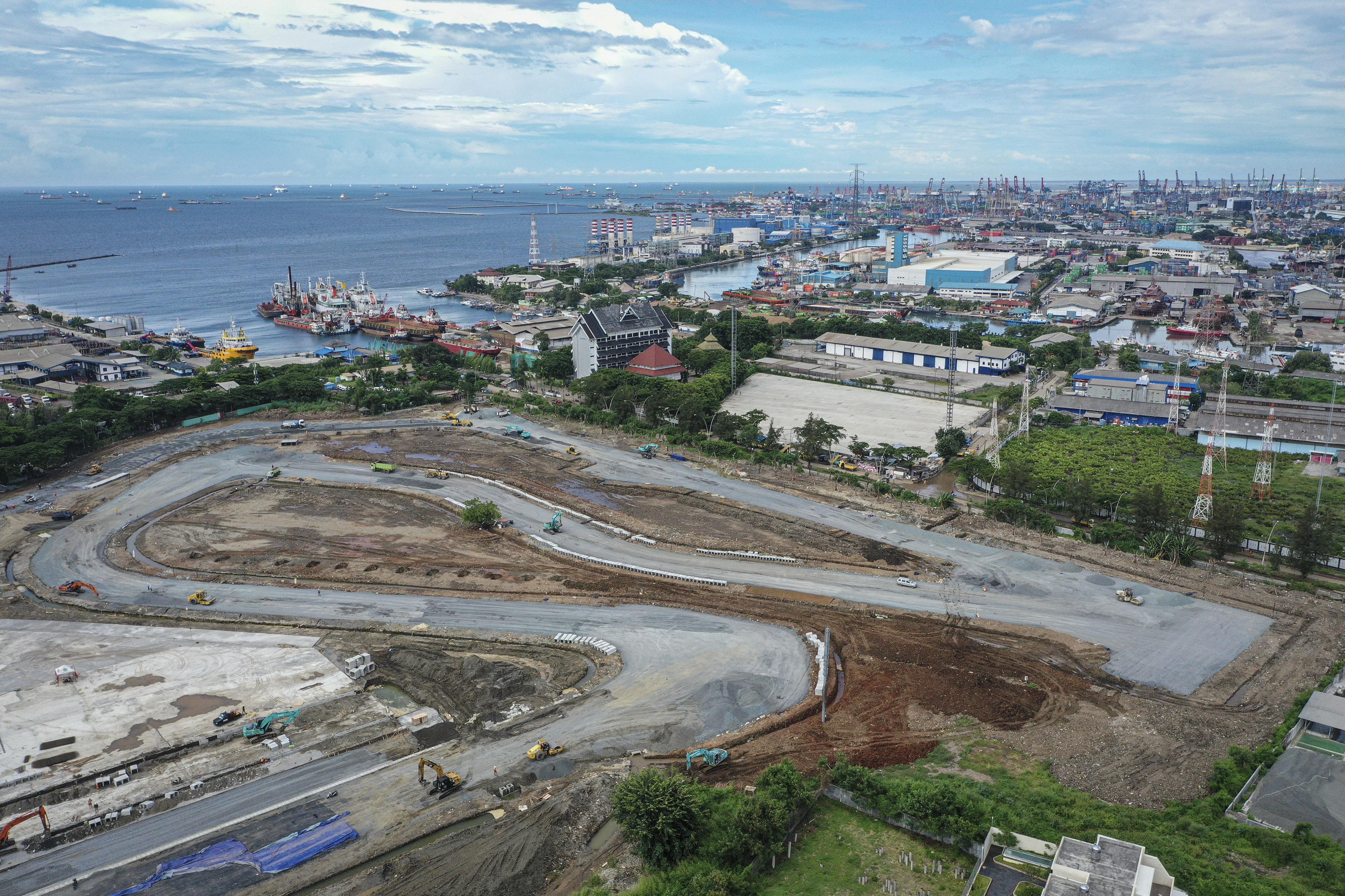 Foto udara progres pembangunan sirkuit untuk Formula E