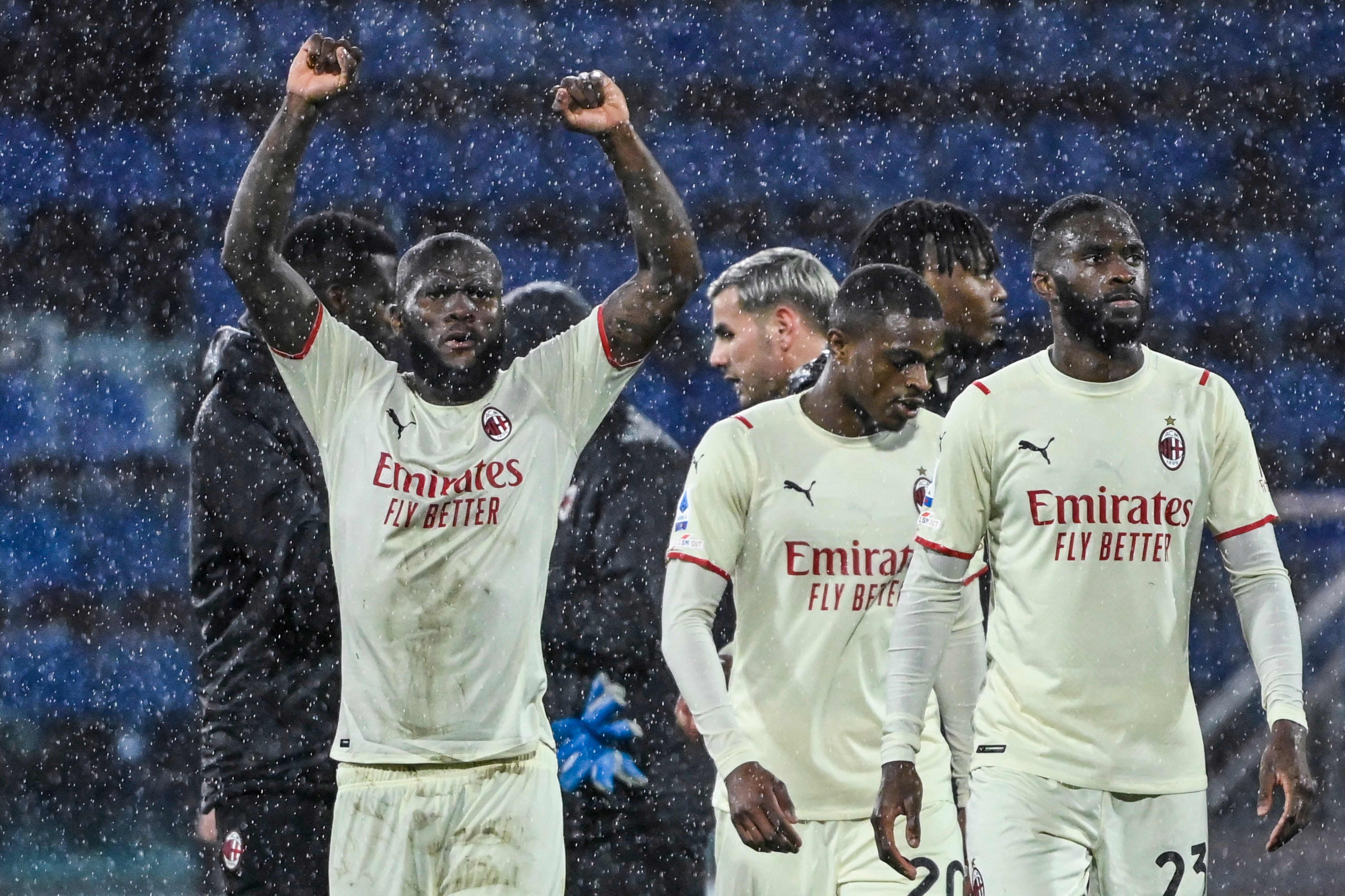 PELATIH AC Milan, Stefano Pioli, meminta anak asuhnya tak jemawa setelah mengalahkan Cagliari 1-0, Minggu (20/3/2022) dini hari. 