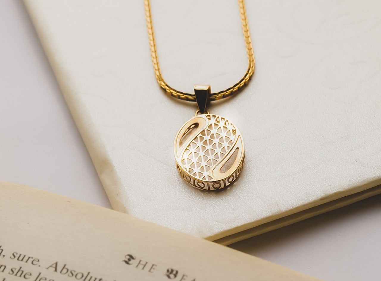 Produk perhiasan NJS Gold