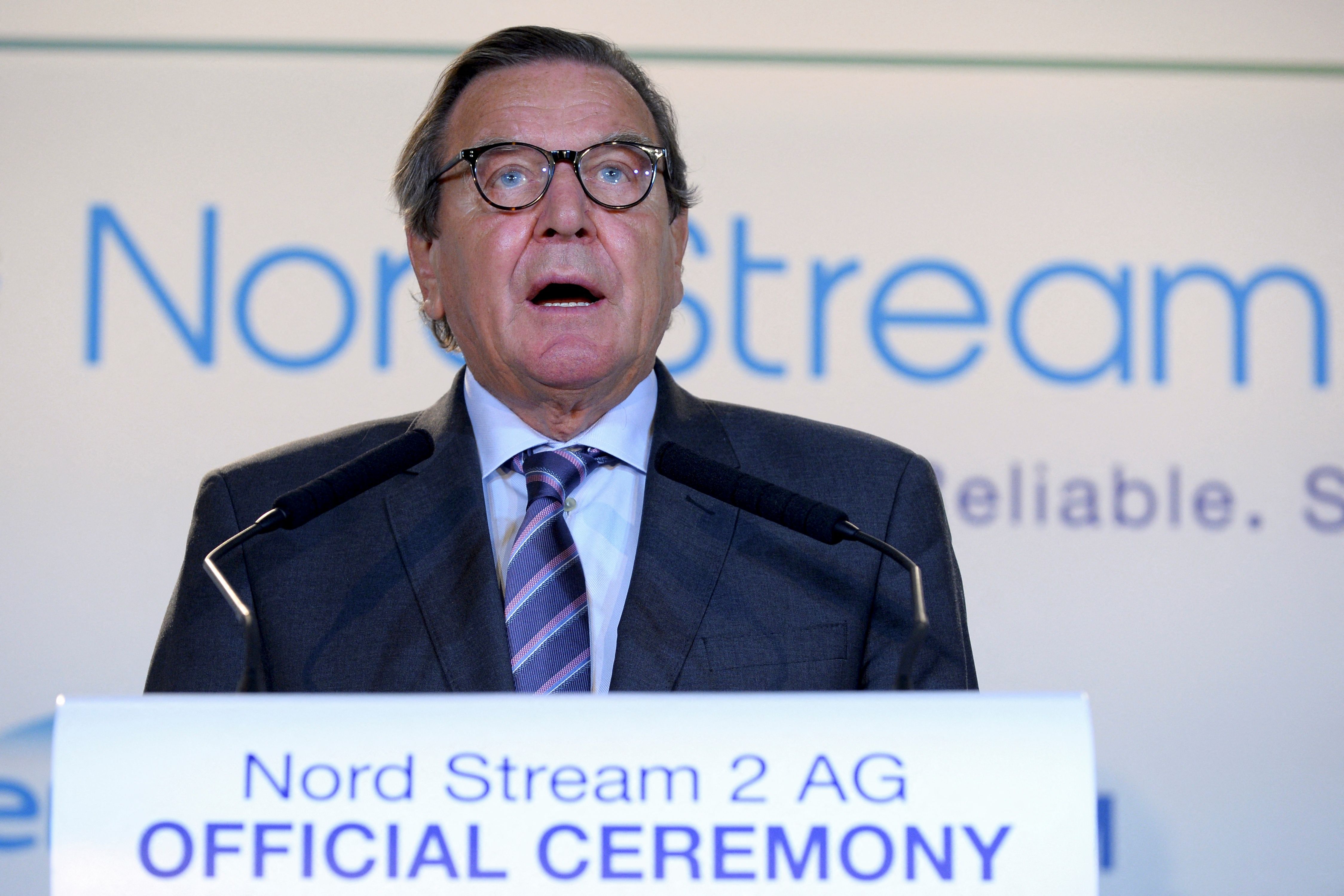 Mantan Kanselir Jerman Gerhard Schroeder