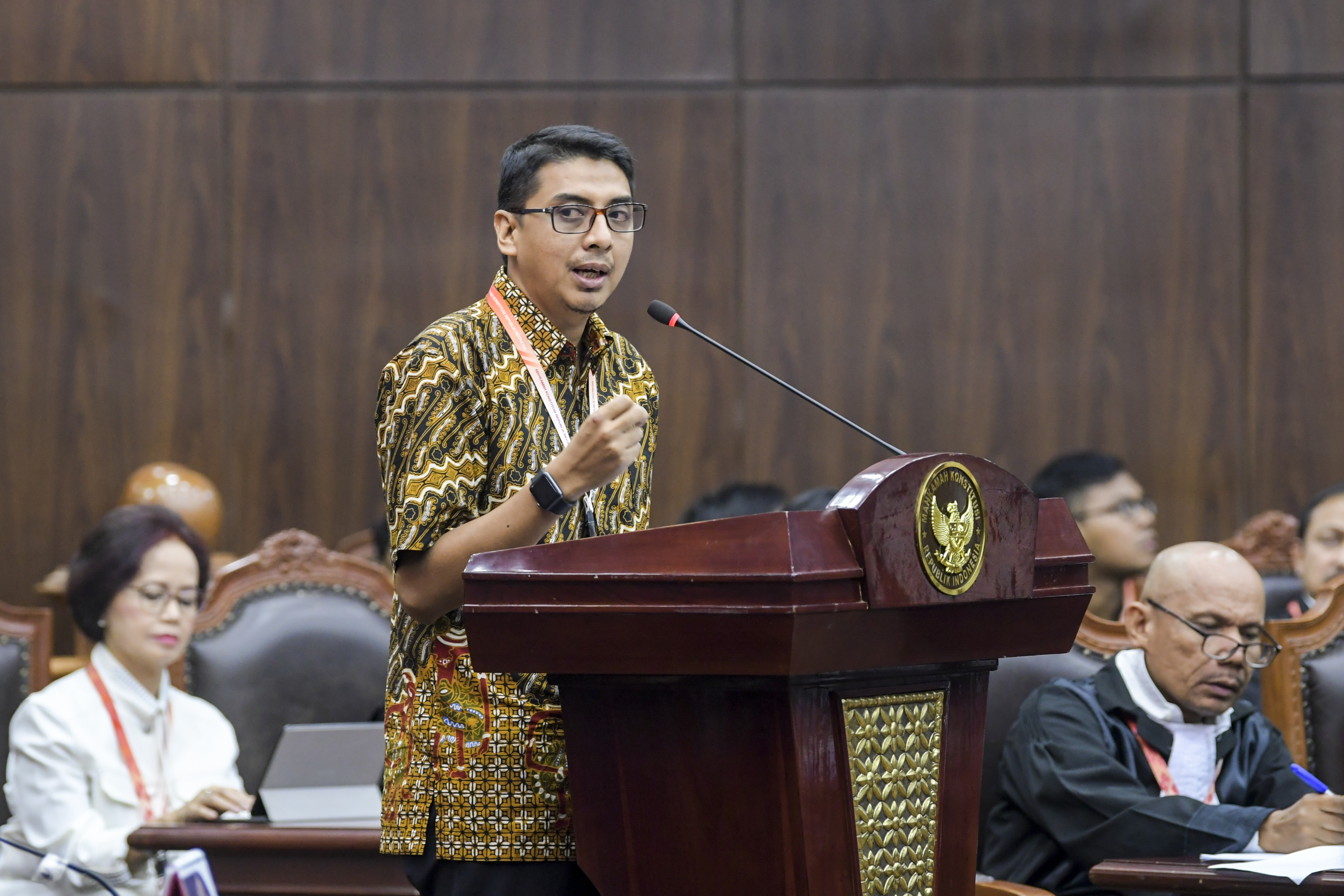 Tidak Tegas, Pernyataan Jokowi Justru Membuka Ruang Penundaan Pemilu
