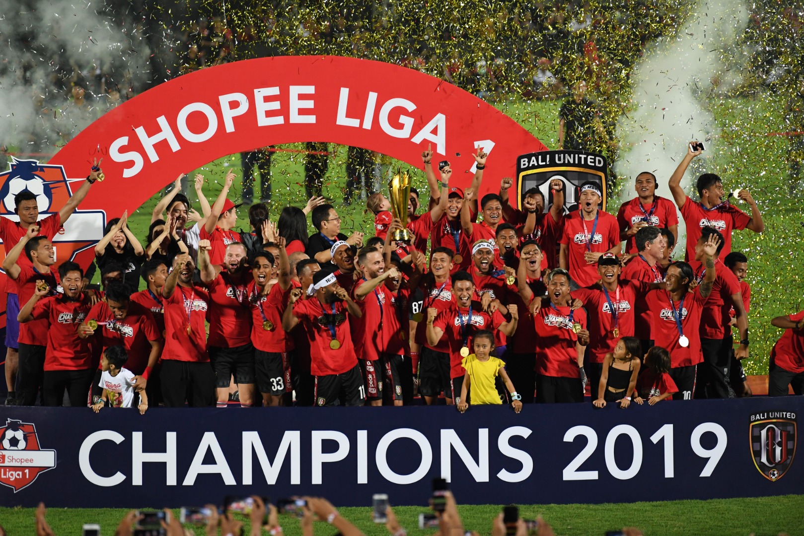 Bali United saat menjuarai Liga 1 pada musim 2019.