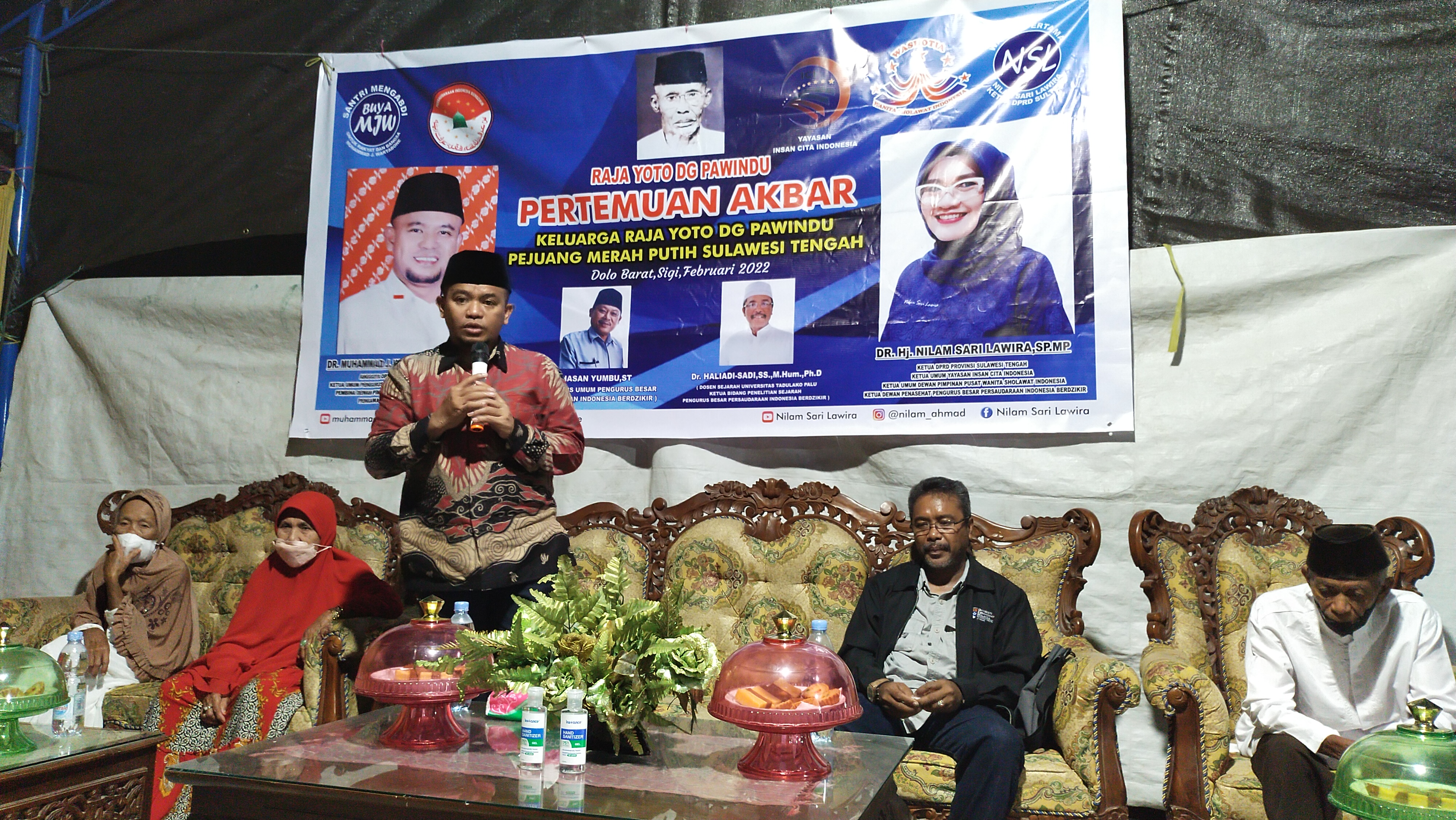 Senator Muhammad J Wartabone menilai Yoto Dg Pawindu (berdiri) merupakan salah satu sosok yang bisa menjadi pahlawan nasional.