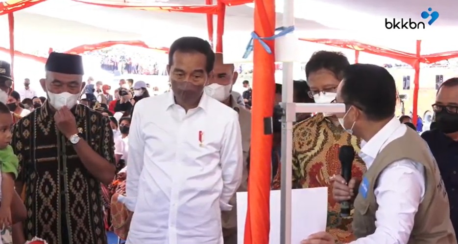 Presiden Jokowi berserta rombongan tiba di Desa Kesetnana Kecamatan Mollo Selatan, Soe, Nusa Tenggara Timur, Kamis (24/3).