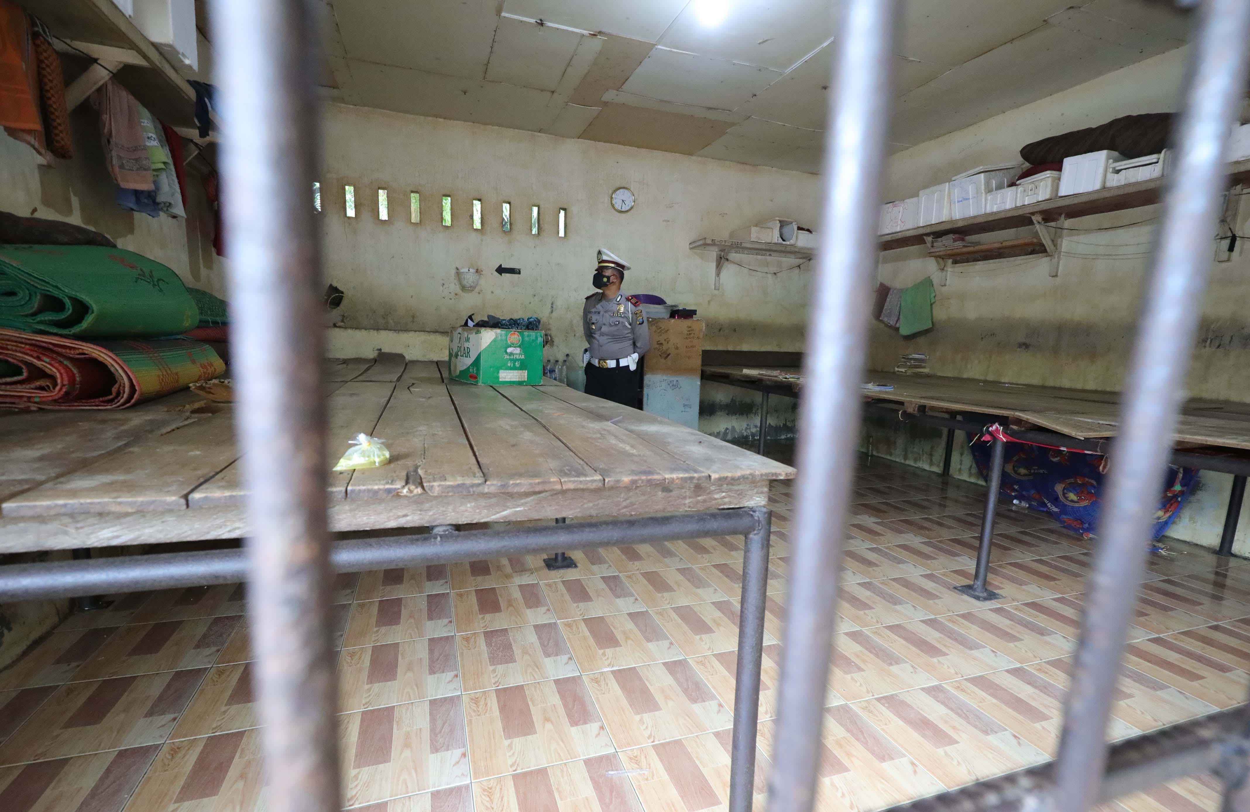 Kerangkeng manusia di rumah Bupati Langkat nonaktif Terbit Rencana Perangin Angin