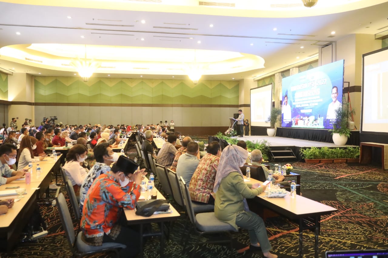 Mentan SYL menghadiri Rakorsin Ditjen Prasarana dan Sarana Pertanian Kementerian Pertanian di IPB International Convention Center, Bogor,.