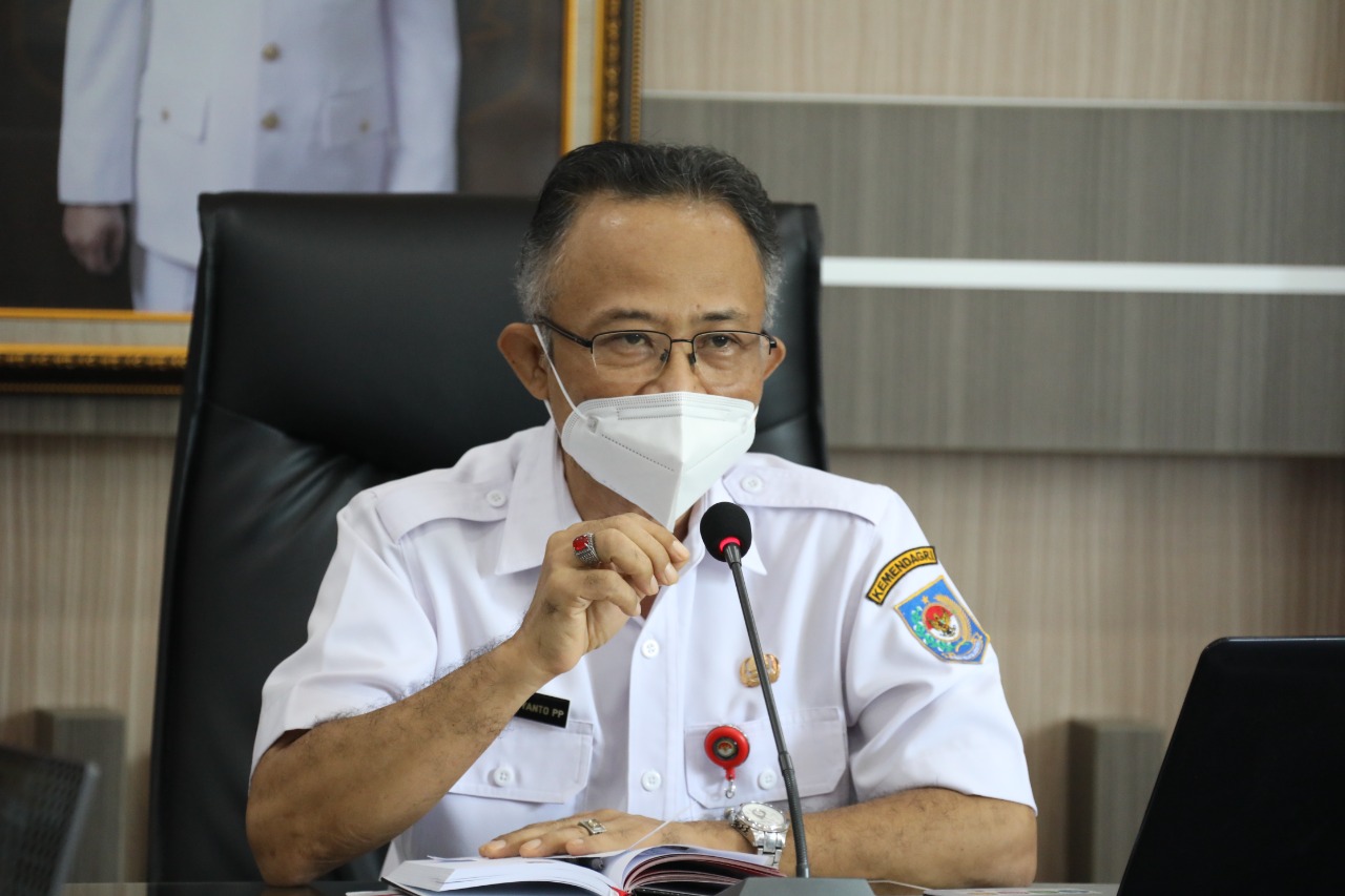 Plh Kepala Badan Litbang Kemendagri Eko Prasetyanto,