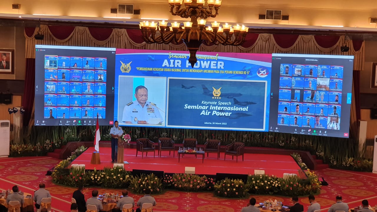 Kepala Staf Angkatan Udara (Kasau) Marsekal TNI Fadjar Prasetyo dalam seminar 