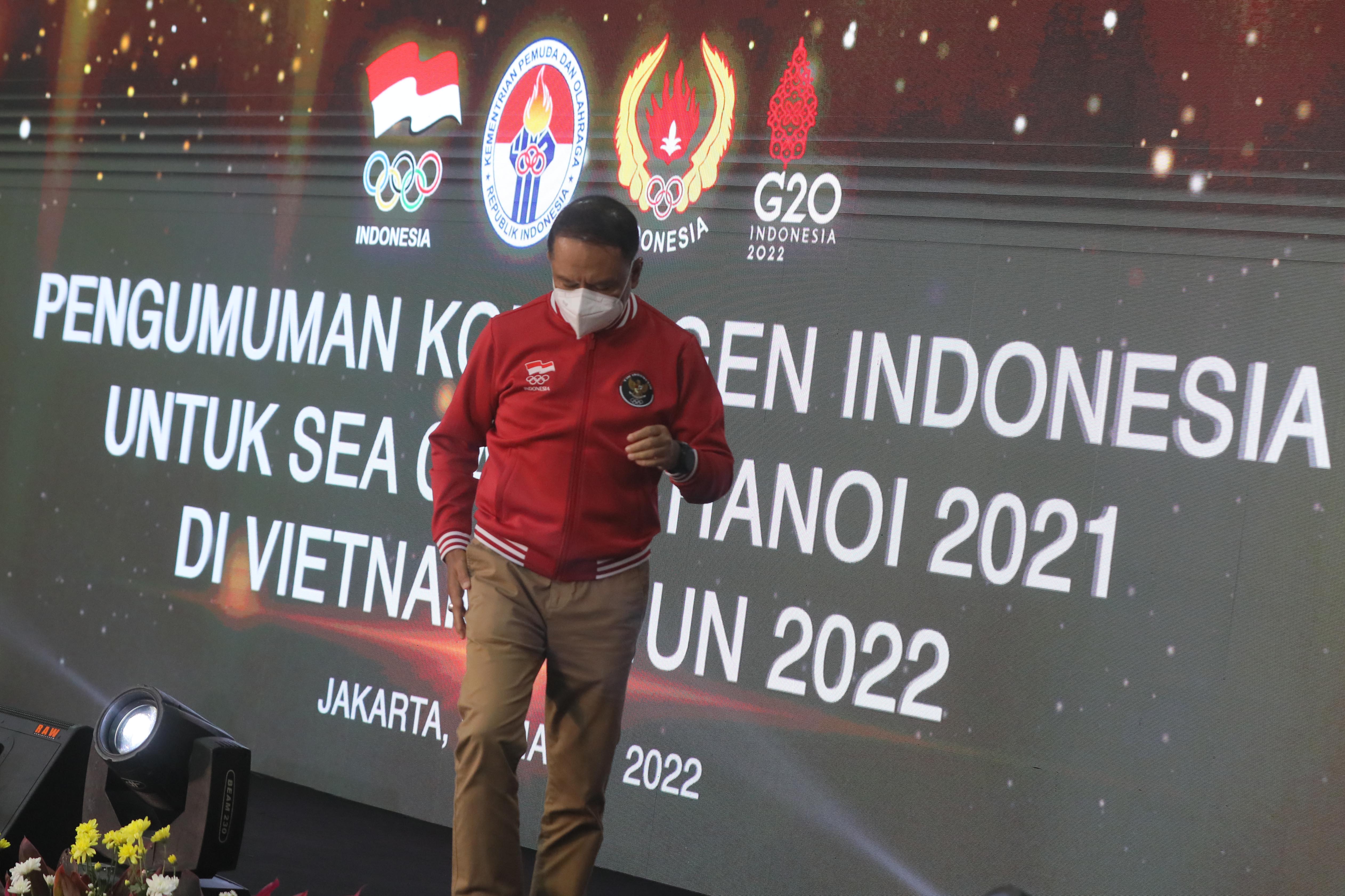 Menpora Zainudin Amali menyampaian sambutan untuk persiapan Sea Games Hanoi 2021.