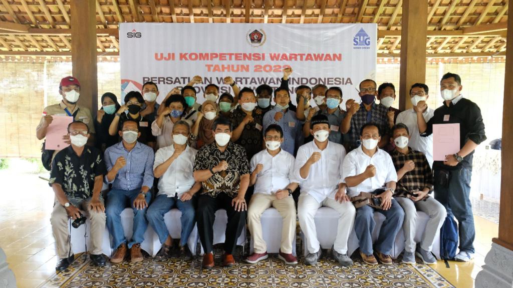 Para peserta Ujian Kompetensi Wartawan yang digelar PWI Jateng dan Semen Gresik