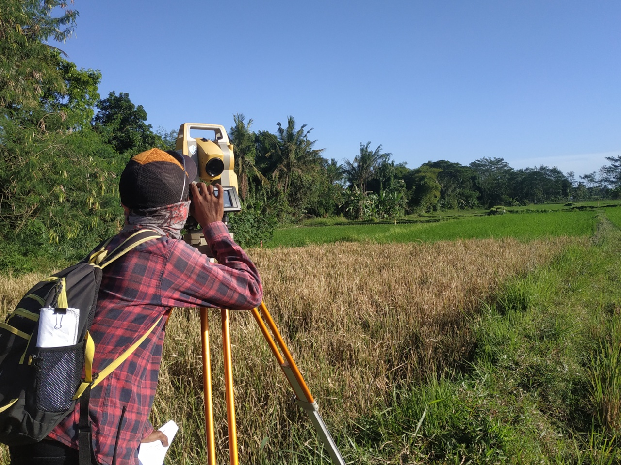 Pengukuran Lahan Proyek Jalan Tol Jogja-Bawen
