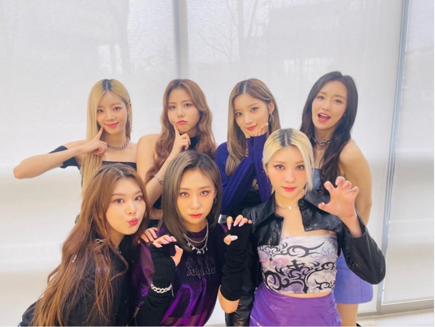 Jelang Comeback, Tiga Personel Purple Kiss Positif Covid-19