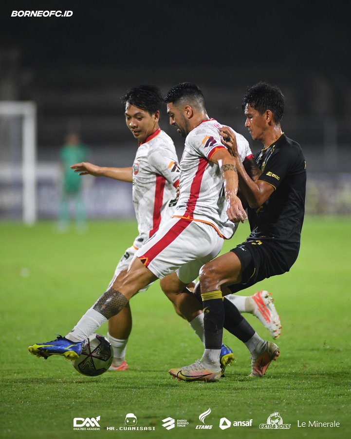 Laga Arema FC lawan BorneonFC