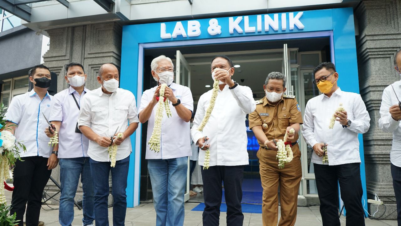Menpora Zainudin amali meresmikan Intibios Lab, Kliinik, dan Farmasi di Bandung Jawa Barat