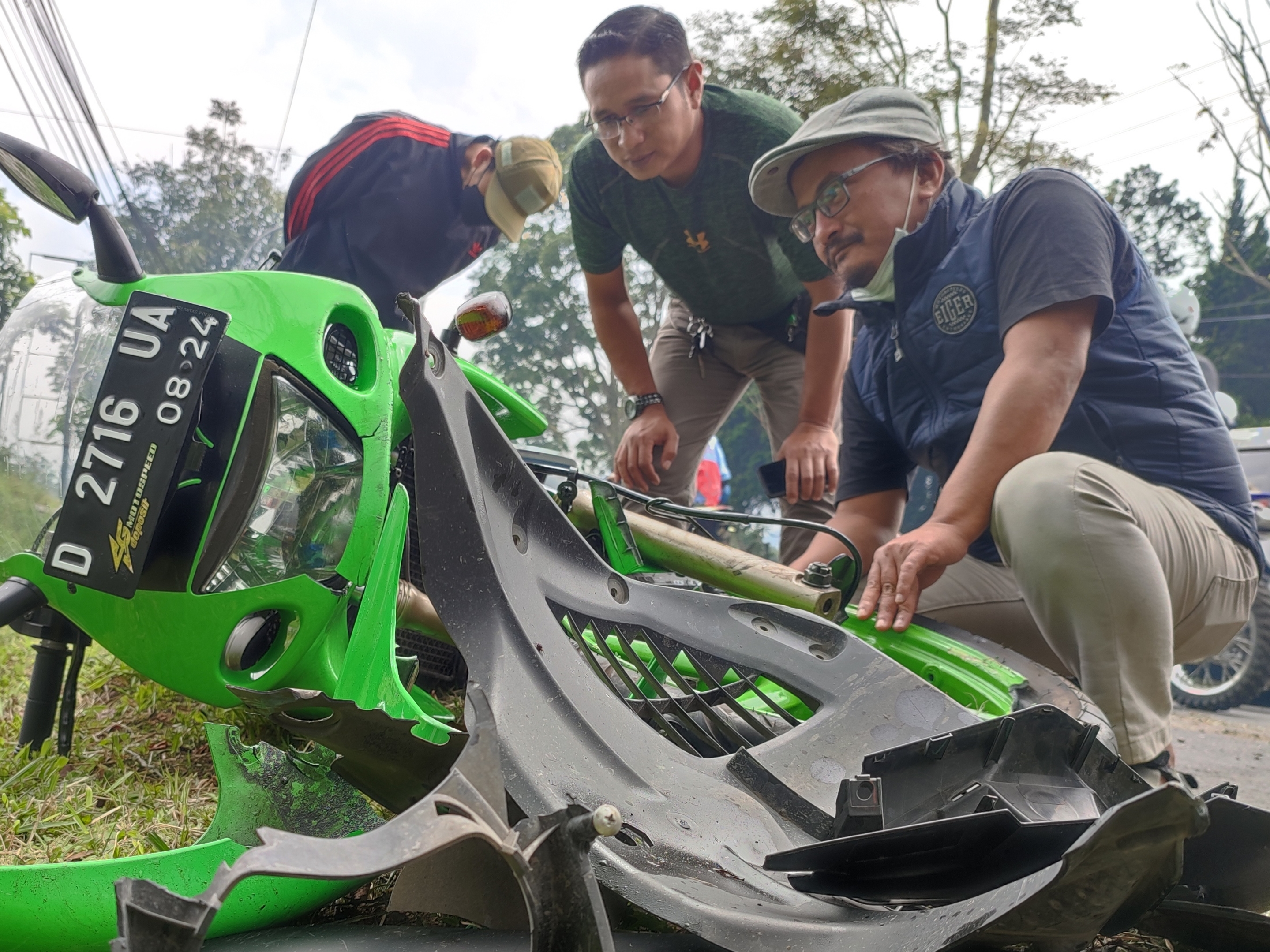 Tiga Kendaraan Terlibat Kecelakaan di Jalan Tangkuban Parahu