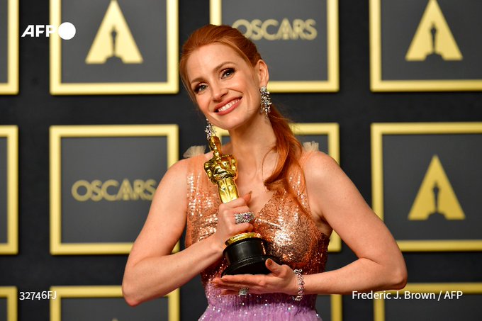 Jessica Chastain menangkan Aktris Terbaik di Academy Awards 2022. 