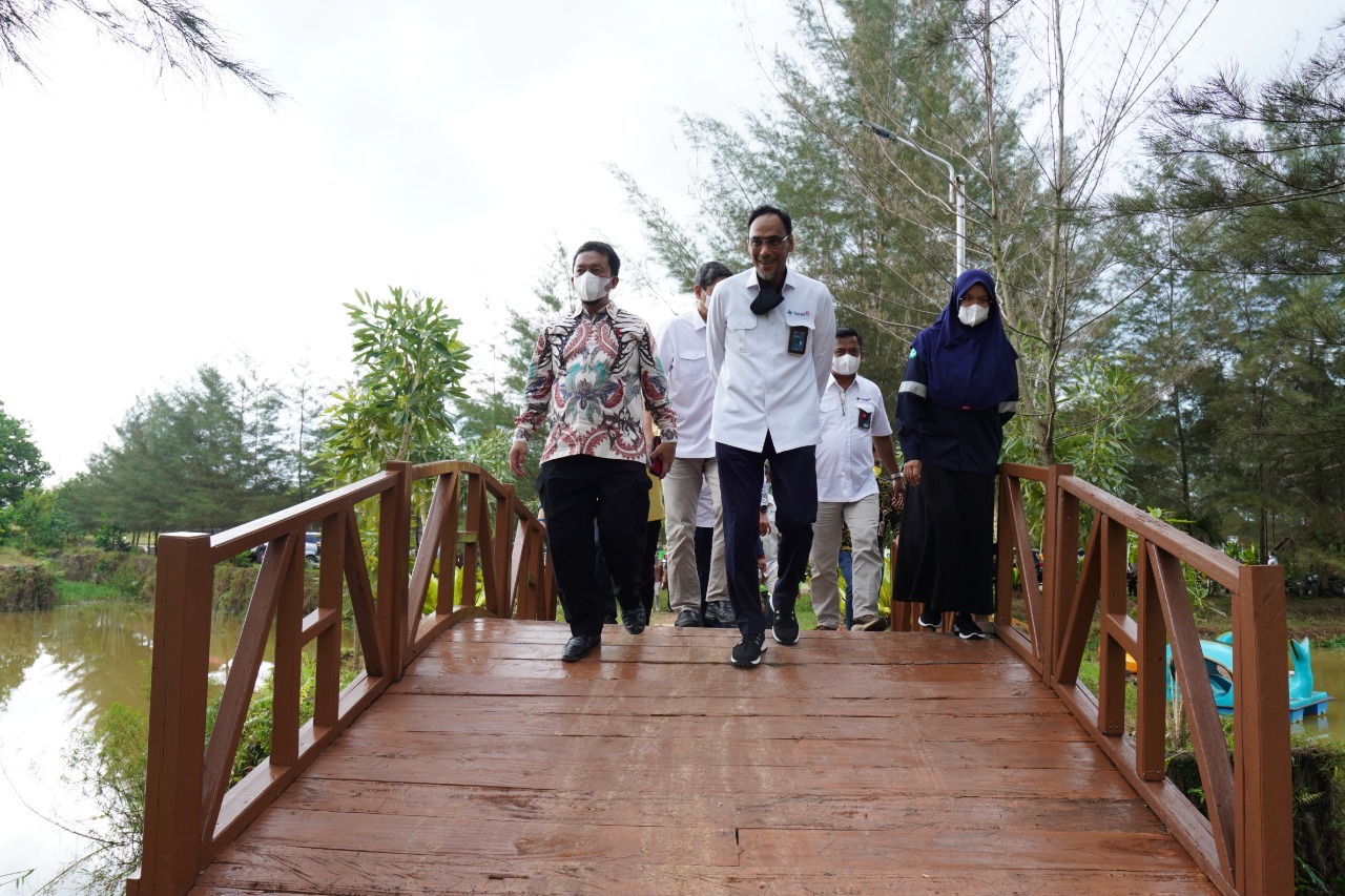 Kunjungan kerja Komisi VII DPR RI ke Kampung Reklamasi Air Jangkang, Kabupaten Bangka, Kamis (24/3/2022)