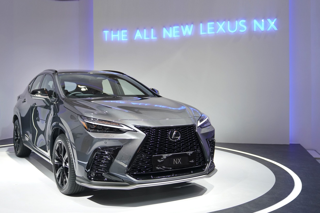 Lexus NX hynrid electric