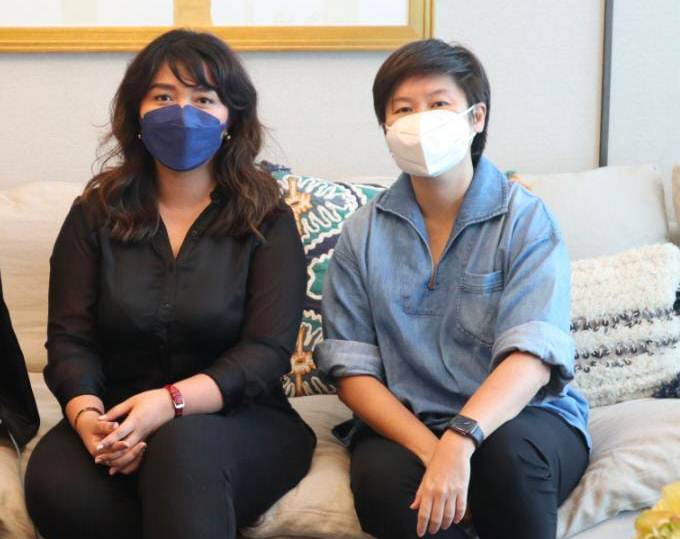 Design Manager Bika Living, Aisyah Ramdhani (kiri) dan Director of Bika Living, Karina Lukminto.  