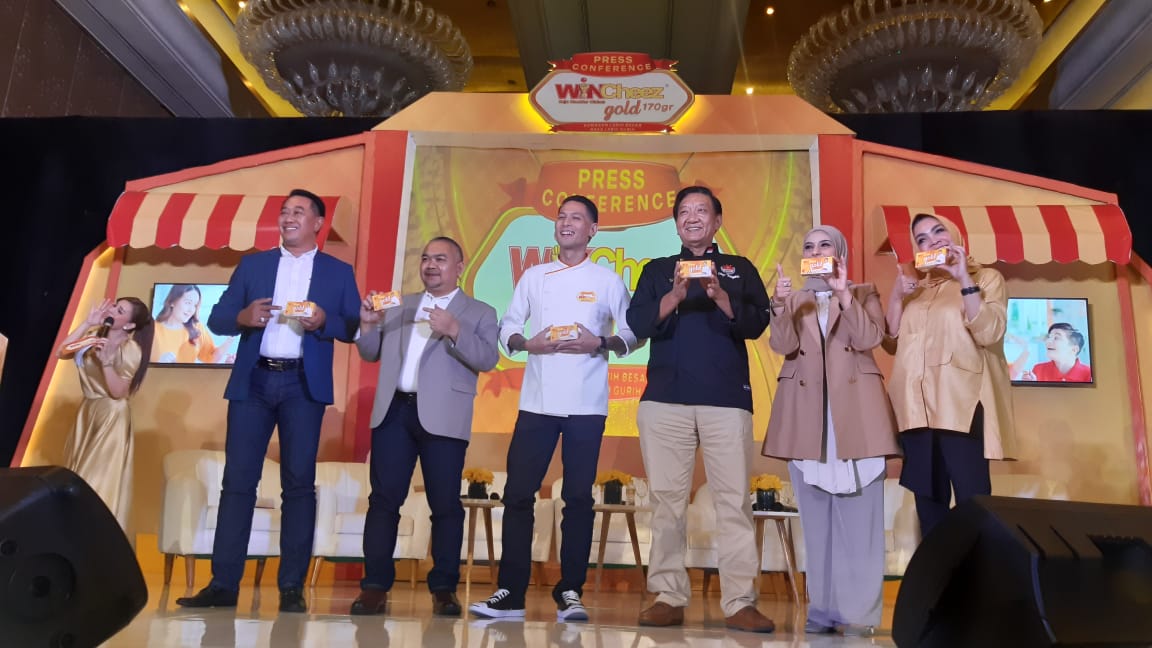 Acara peluncuran produk terbaru WINCheez GOLD 170 gram