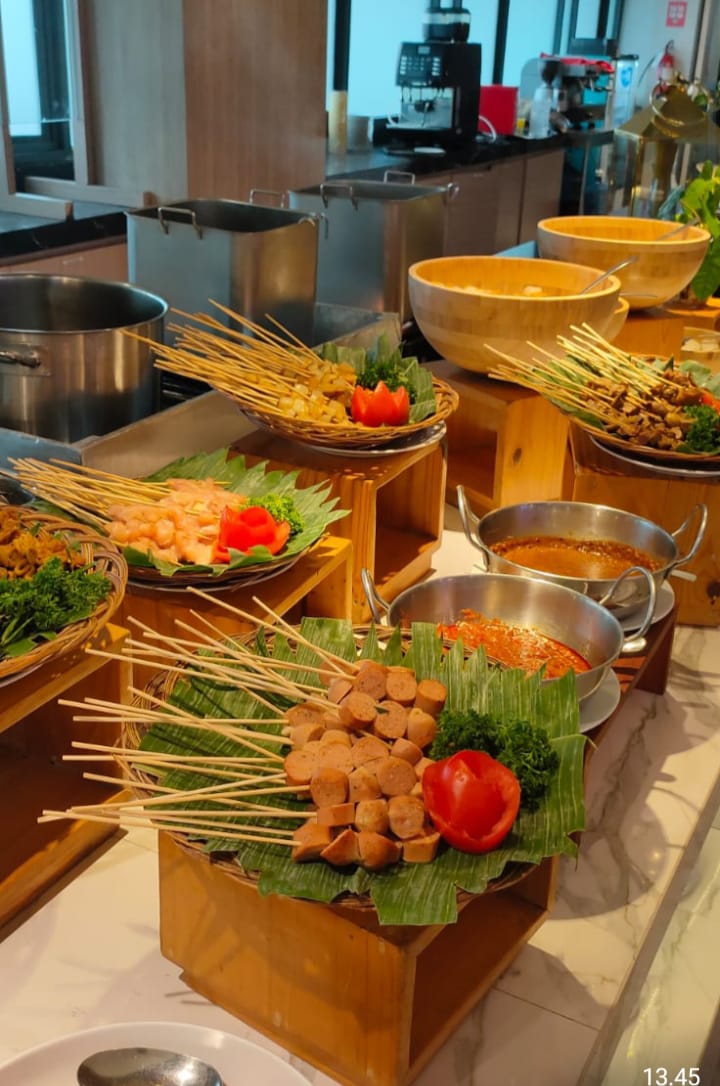 Santapan khas di Mercure Bandung City Center