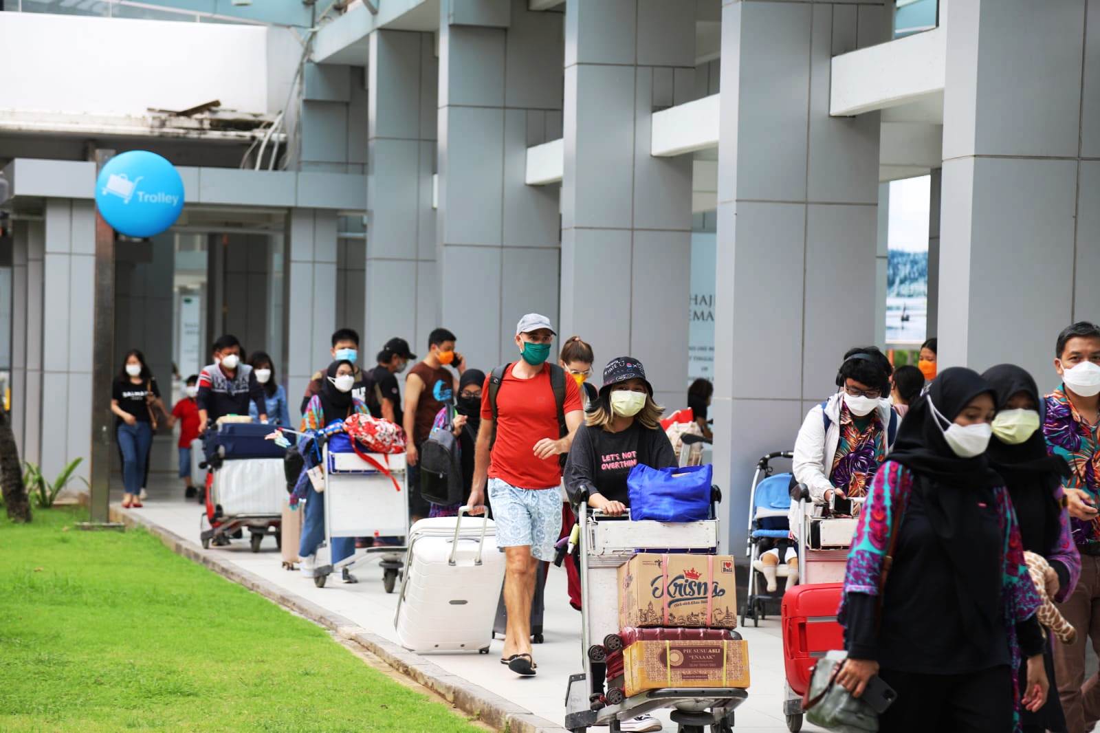 Suasana Bandara I Gusti Ngurah Rai, Bali.