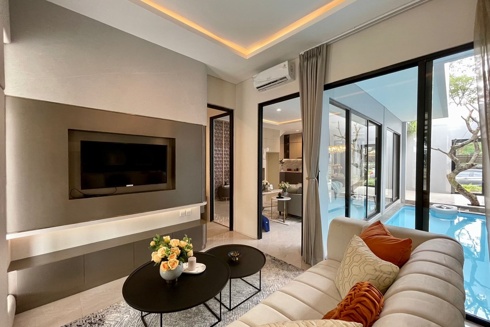 Interior hunian di klaster Lake Garden, Kawasan Z Living Grand Wisata Bekasi. 