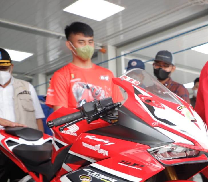 Pembalap Moto3 Mario Aji dari Indonesia.  