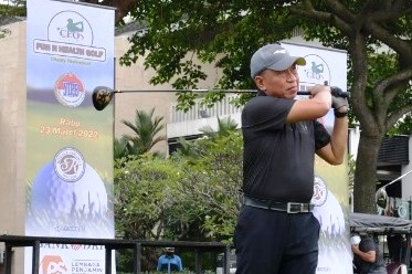 Menpora Zainudin Amali membuka acara CEO Forum Fun N Health Charity Golf Tournament di Jakarta Royal Golf Club, Rabu (23/3).