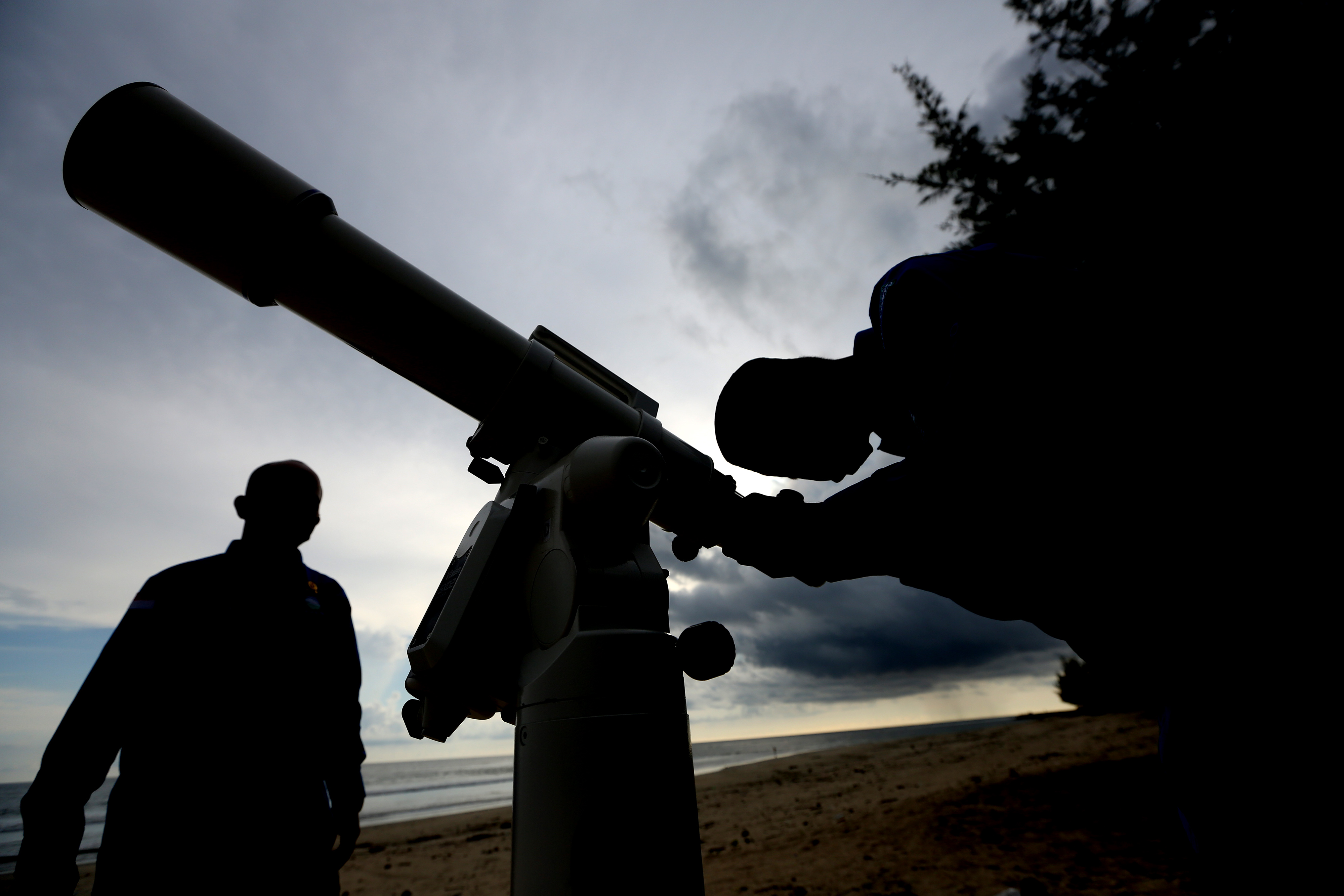 ilustrasi pemantauan hilal Ramadan