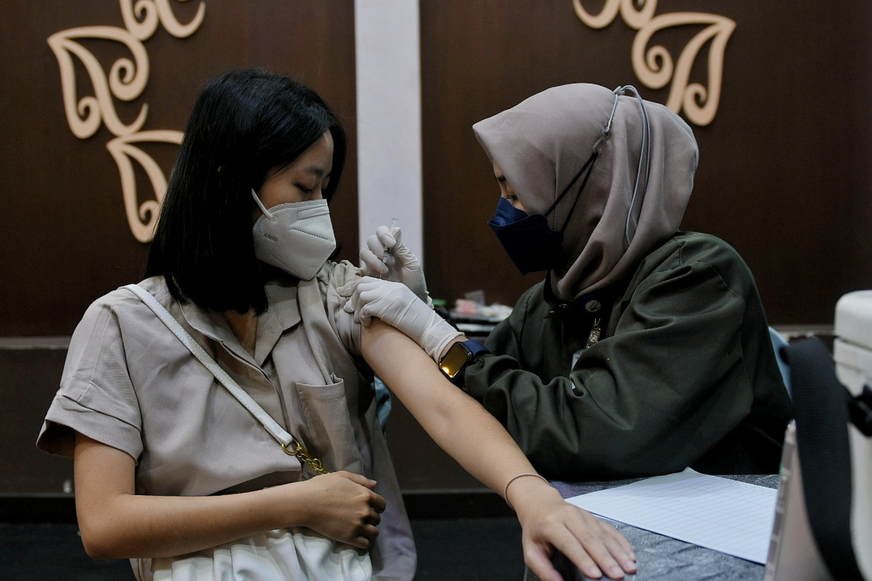 Peminat Vaksin Booster Tak Setinggi Vaksin Primer, Ini Pesan Dinkes DKI 