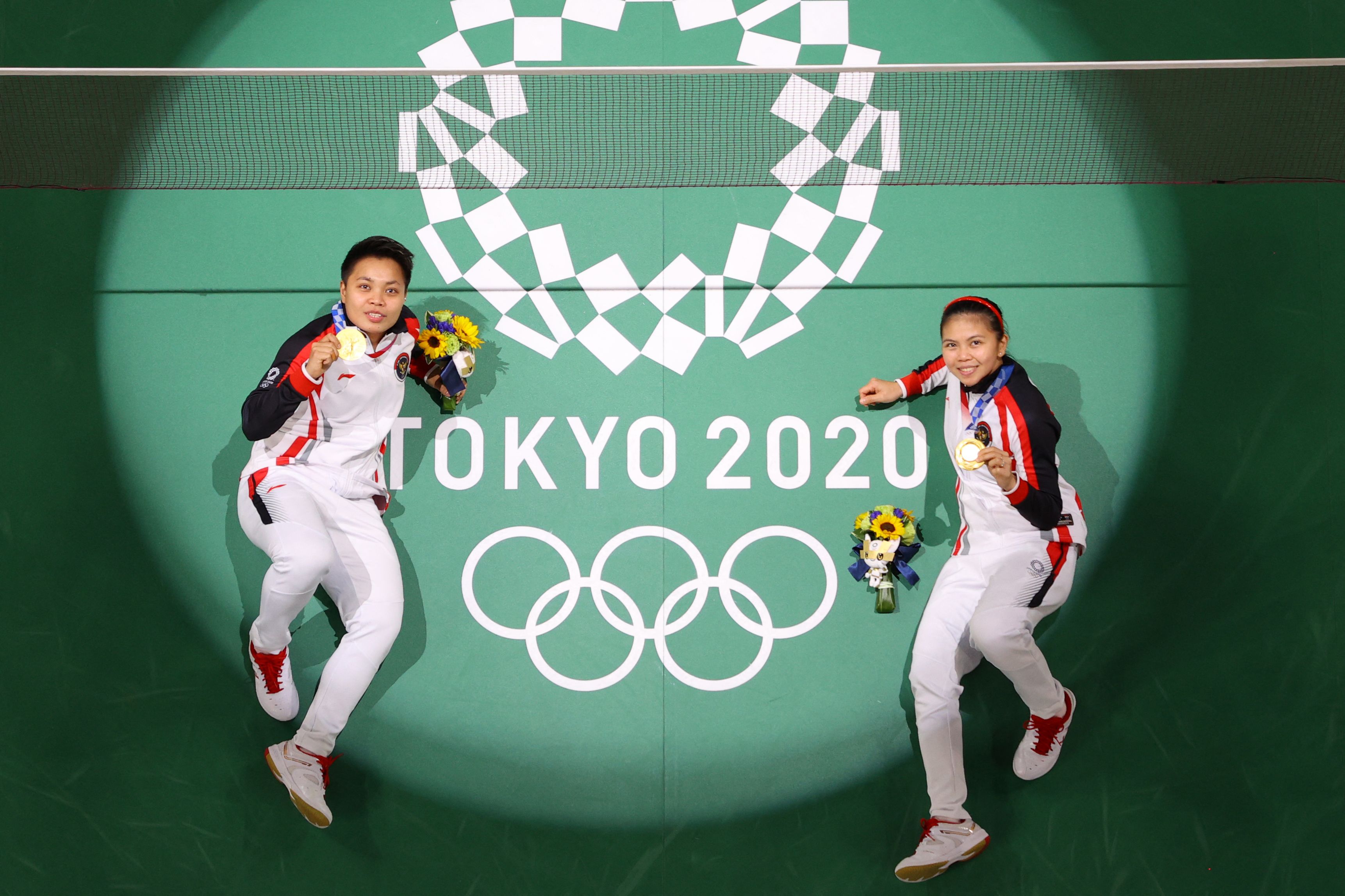 Apriyani Rahayu (kiri) di Musashino Forest Sports Plaza, Tokyo, Jepang, pada 2 Agustus 2021. 