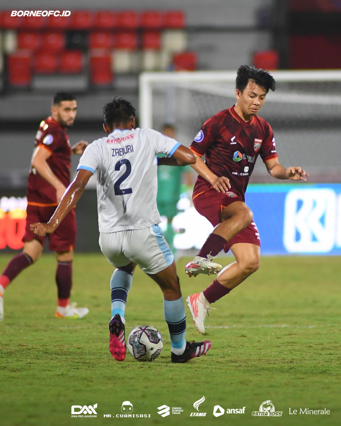 Laga Persela lawan Borneo FC