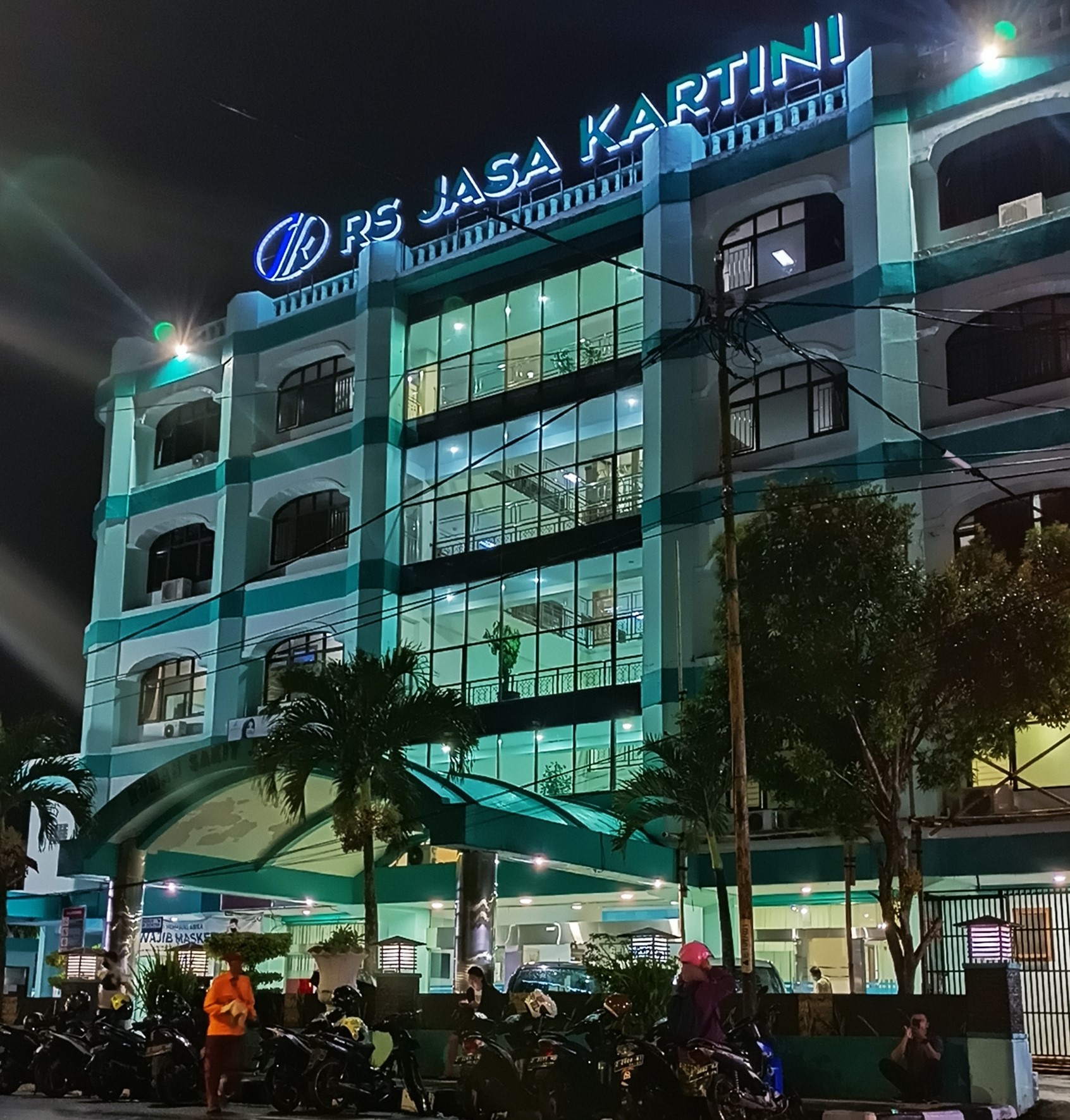 Memasuki usia ke 25 tahun RS Jasa Kartini, Kota Tasikmalaya, Jabar membuat terobosan selain kerjasama dengan BPJS Kes juga membuka poli paru