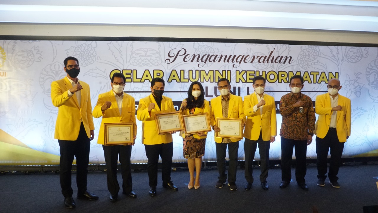 Empat tokoh nasional mendapat gelar anggota kehormatan Iluni UI