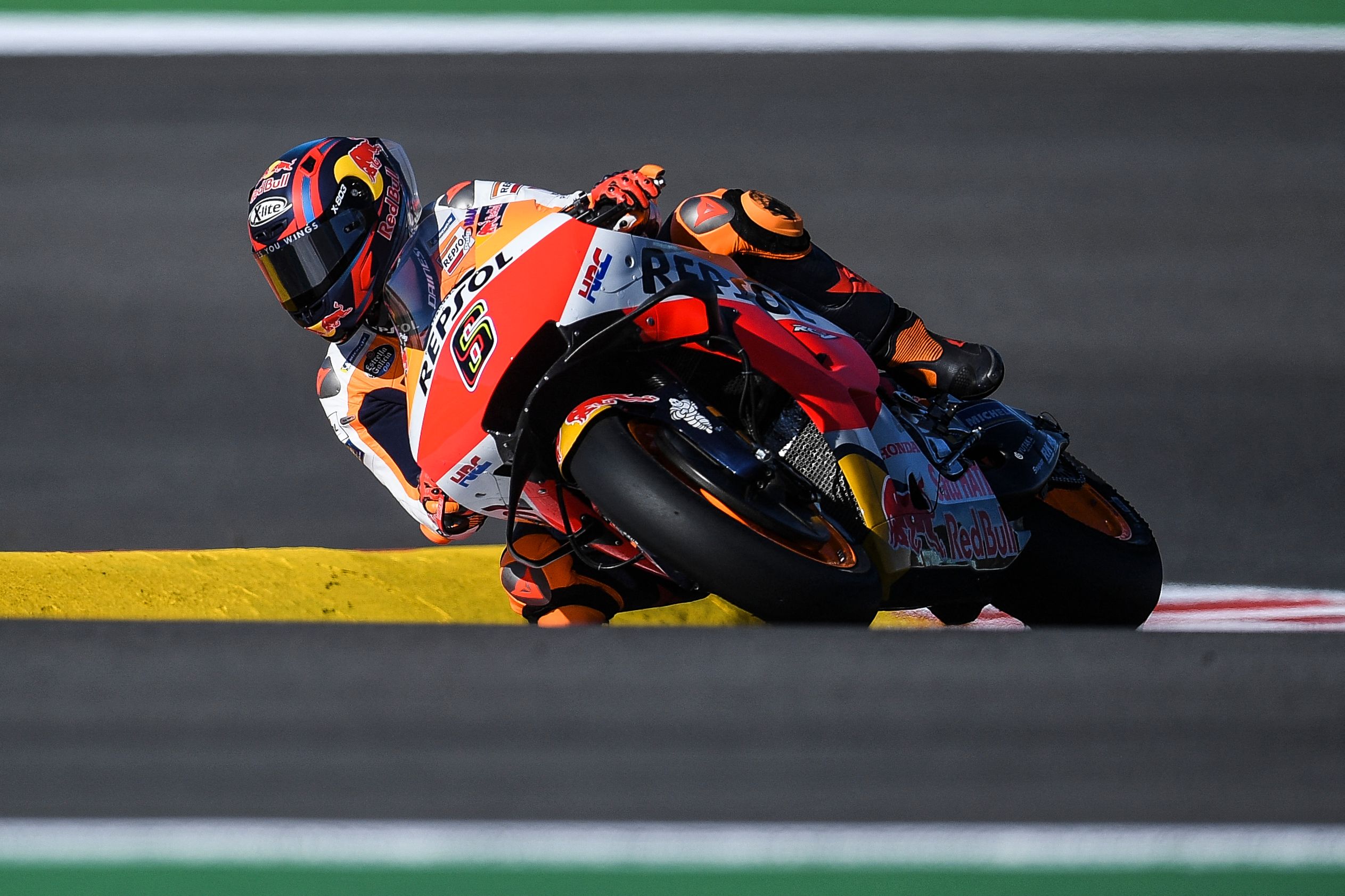 Pembalap Honda Stefan Bradl