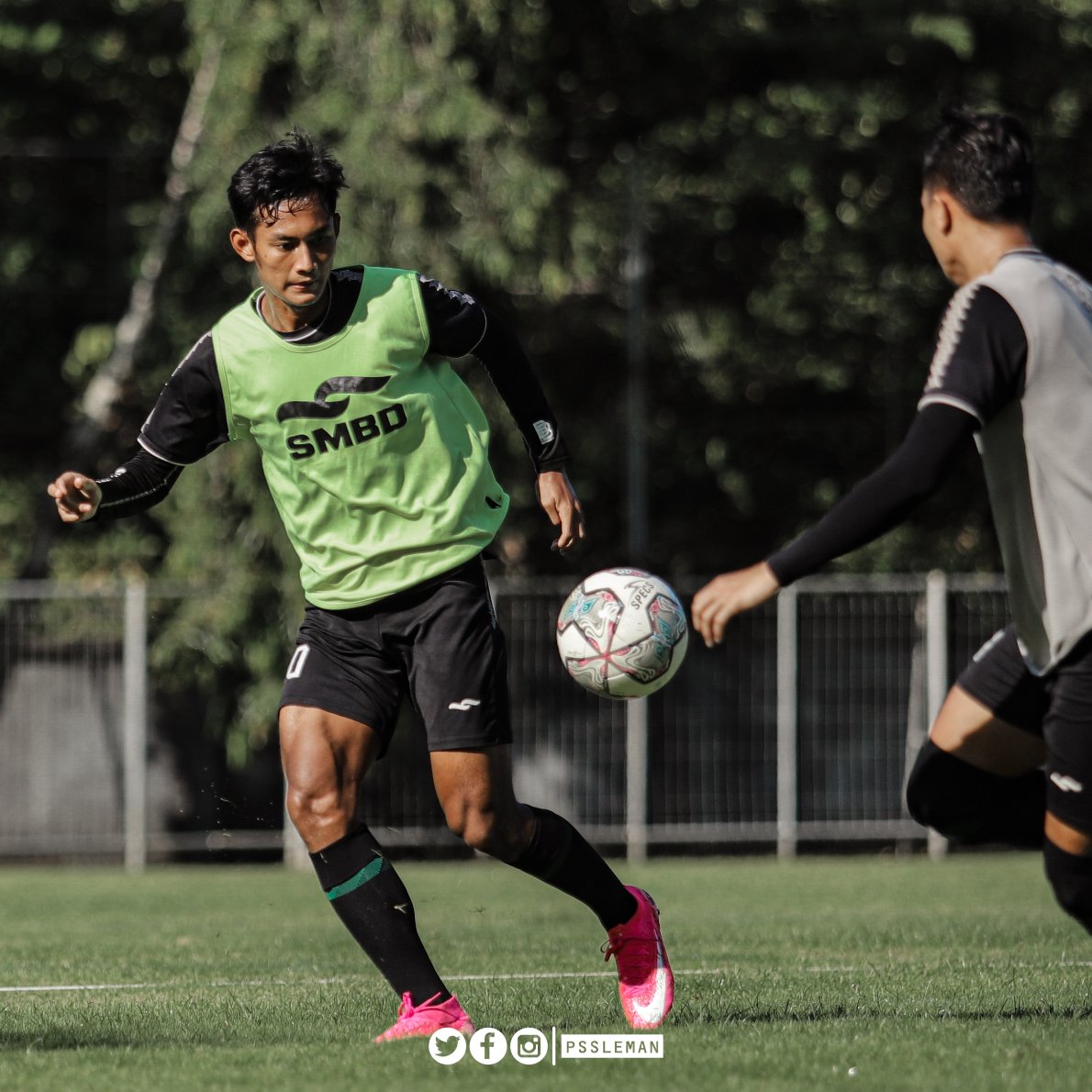 Skuad PSS Sleman tengah berlatih