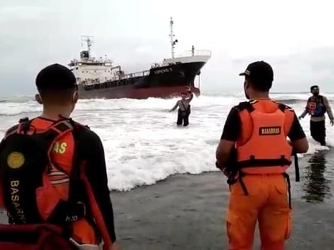 Kapal tanker Edricko 3.