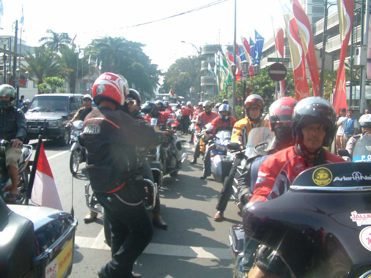 Ilustrasi: Konvoi pengendara motor gede (moge)