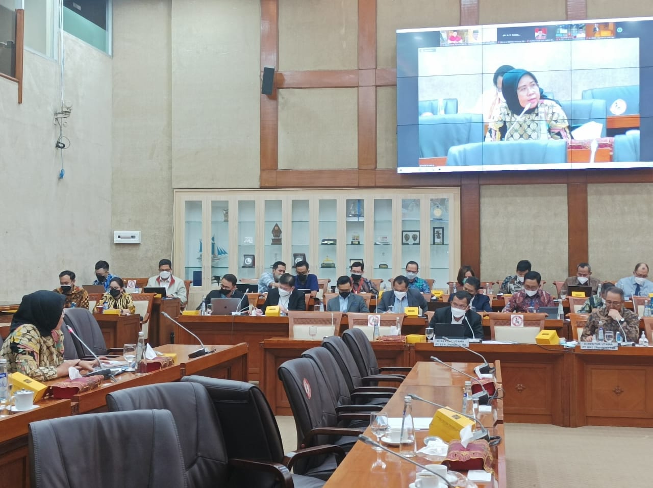  Rapat Dengar Pendapat (RDP) dengan Himbara, di Gedung DPR RI, Rabu (30/3).