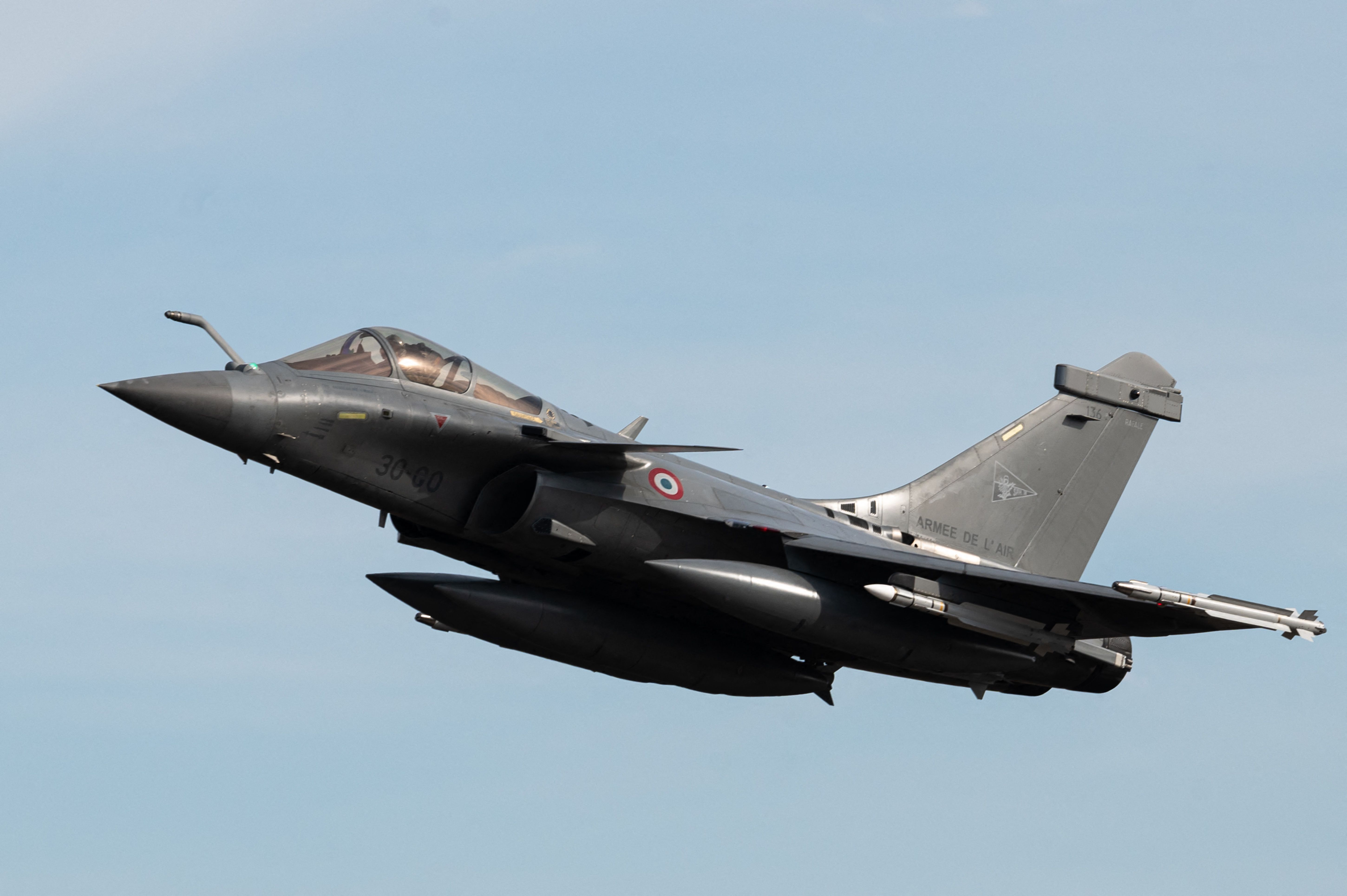 Jet tempur tipe Dassault Rafale buatan Prancis yang pesan Indonesia. 