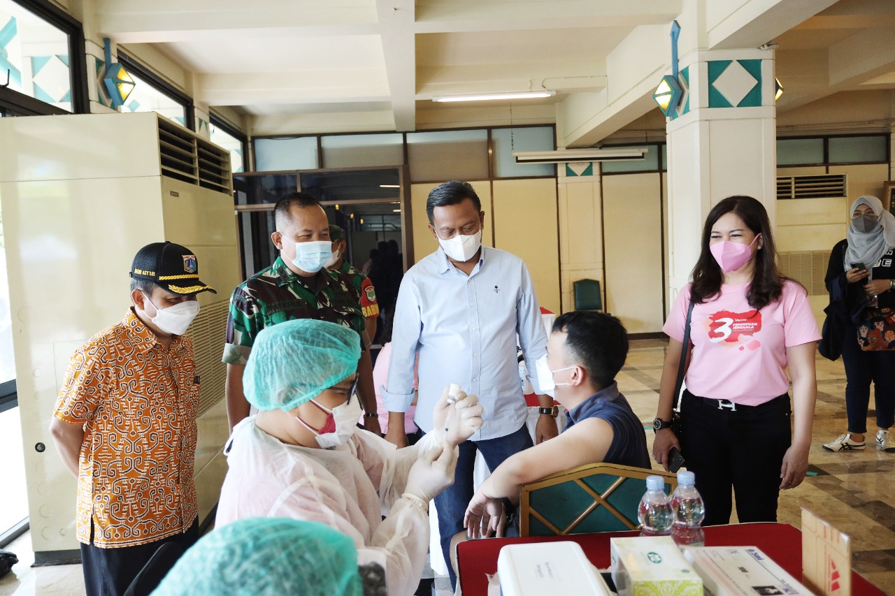 Vaksinasi Booster yang digelar Perempuan Jenggala