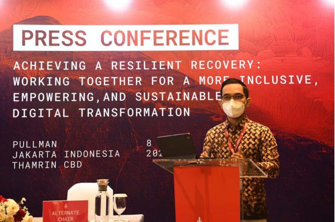 Juru Bicara Kementerian Kominfo Dedy Permadi 