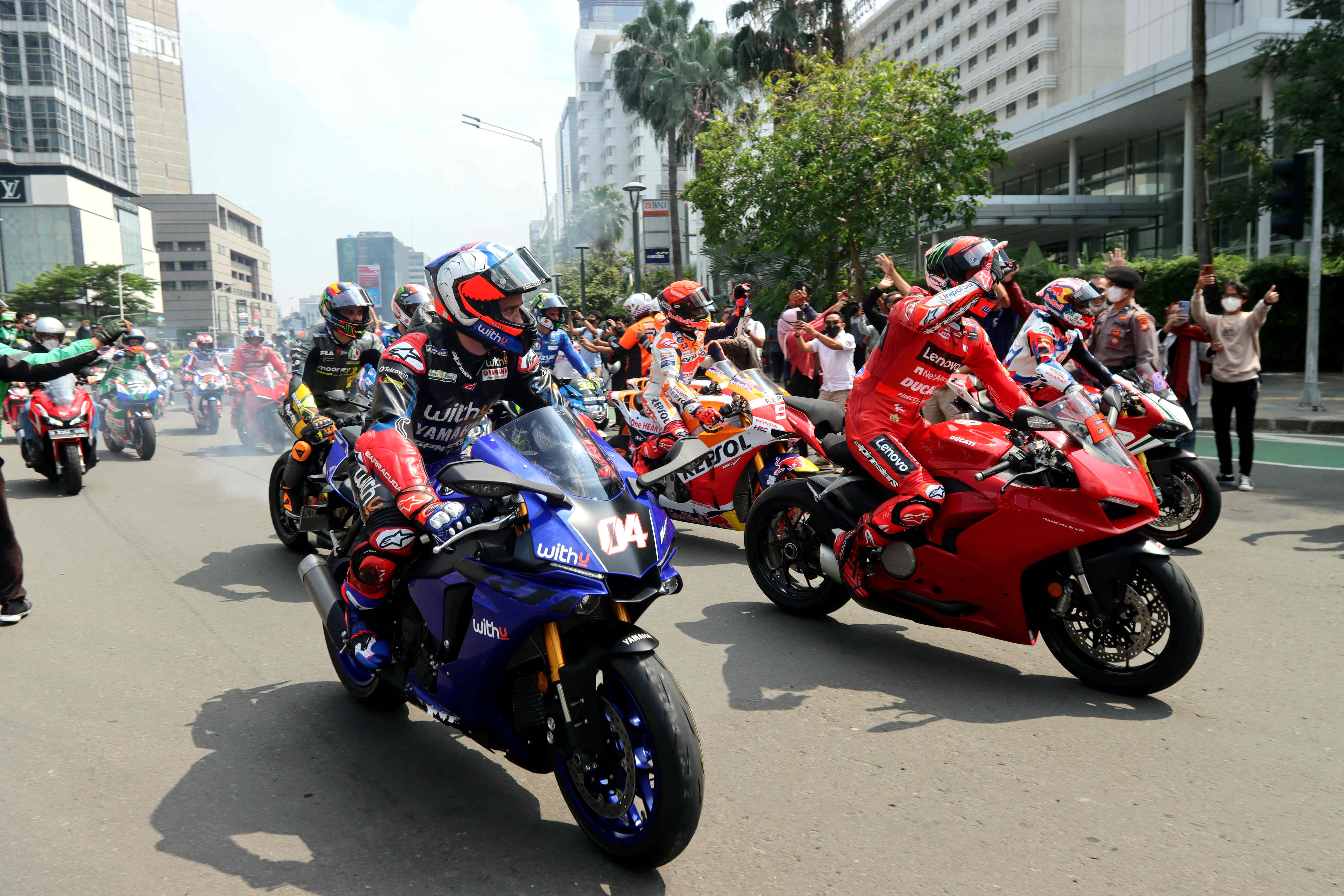 Parade pebalap MotoGP.