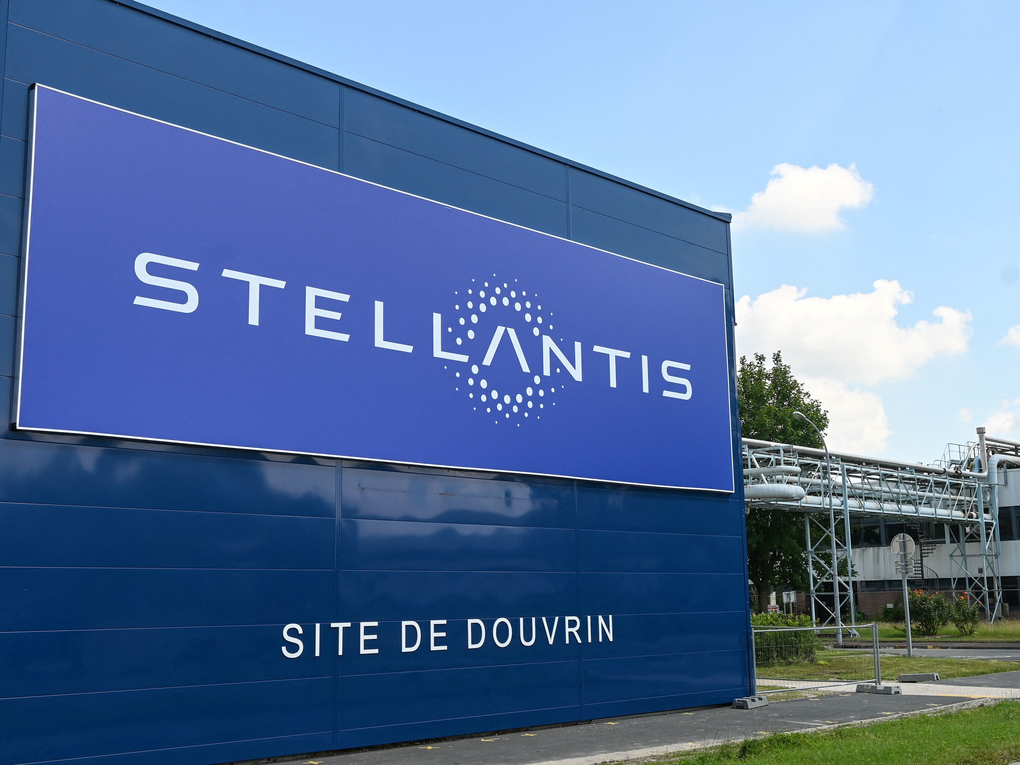 Pabrik Stellantis di Prancis.