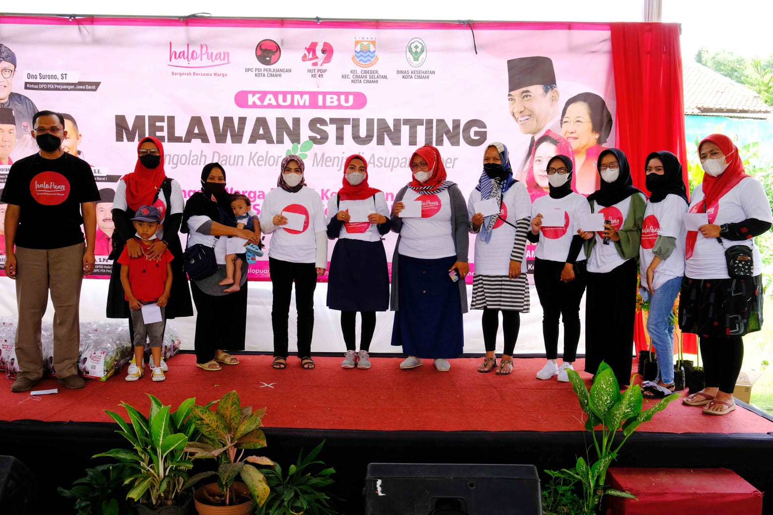  Gerakan Melawan Stunting dilaksnakan di Kelurahan Cibeber, Kecamatan Cimahi Selatan, Kota Cimahi, Jawa Barat.