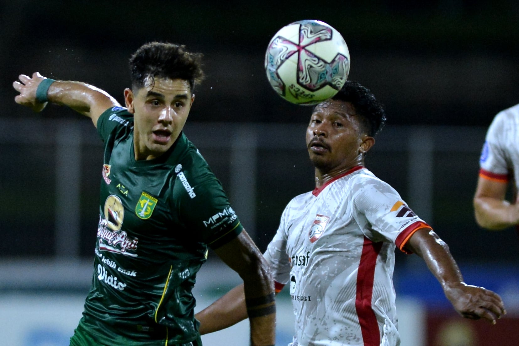 Pemain Persebaya Bruno Moreira