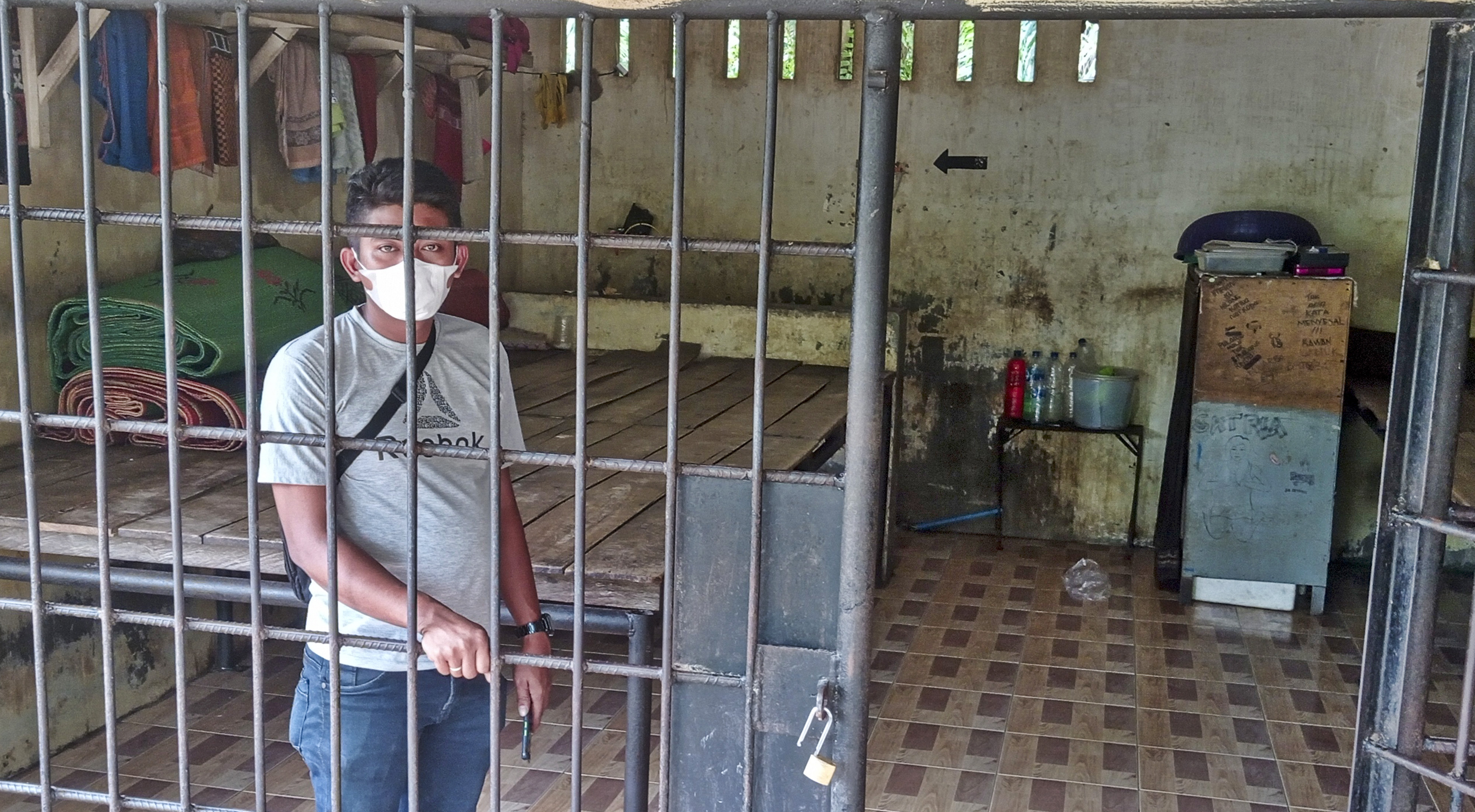  Suasana kerangkeng manusia yang berada di kediaman pribadi Bupati Langkat nonaktif Terbit Rencana Peranginangin.