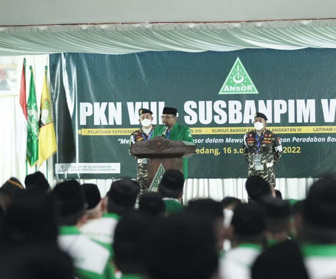 Ketua Umum Pimpinan Pusat Gerakan Pemuda Ansor, Gus Yaqut, membuka Pelatihan Kepemimpinan Nasional (PKN) Angkatan VIII di Sumedang, Jabar.